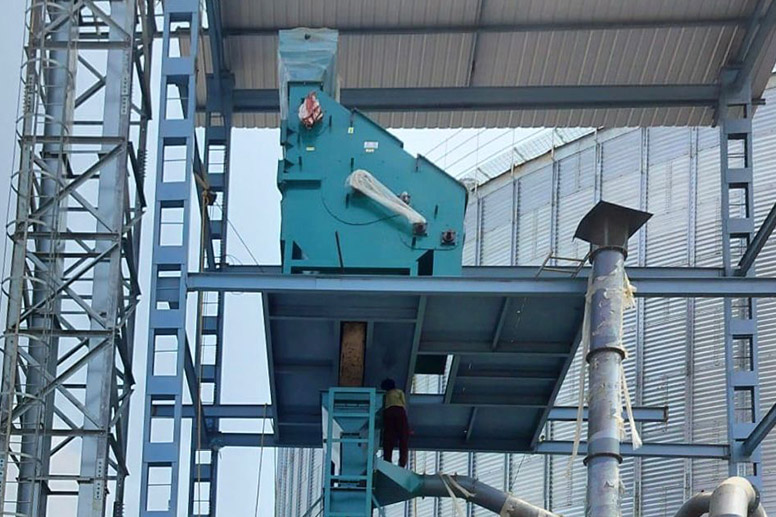 Vibrating Screen Separator
